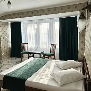 https://hotel-plazma.hotelslviv.net